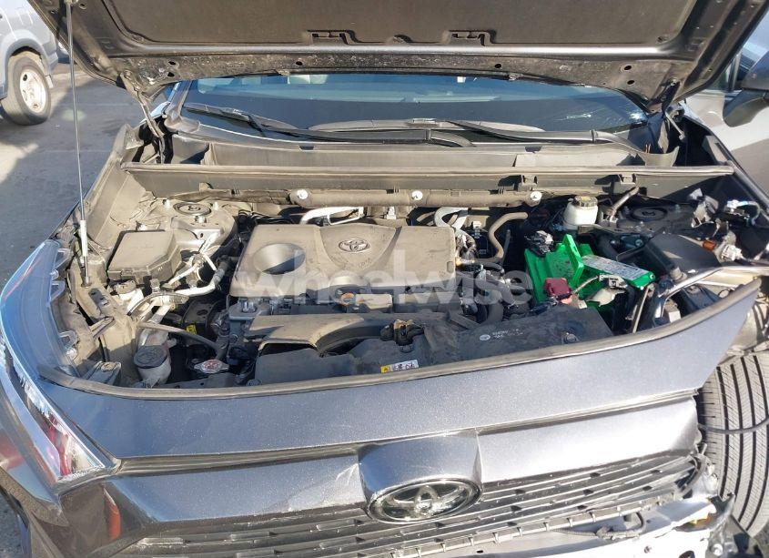 Photo 10 of 2021 Toyota Rav4 XLE (VIN 2T3W1RFVXMC158461)