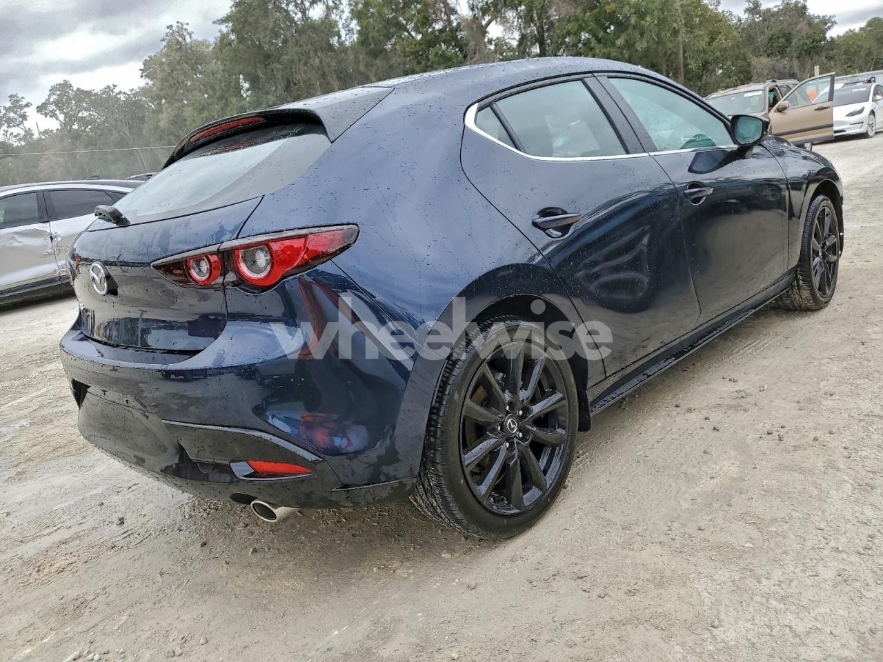 Photo 3 of 2026 MAZDA 3 SELECT SPORT (VIN 2T3W1RFVXMW108710)