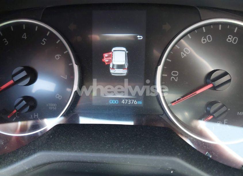 Photo 7 of 2022 Toyota Rav4 XLE (VIN 2T3W1RFVXNW191038)