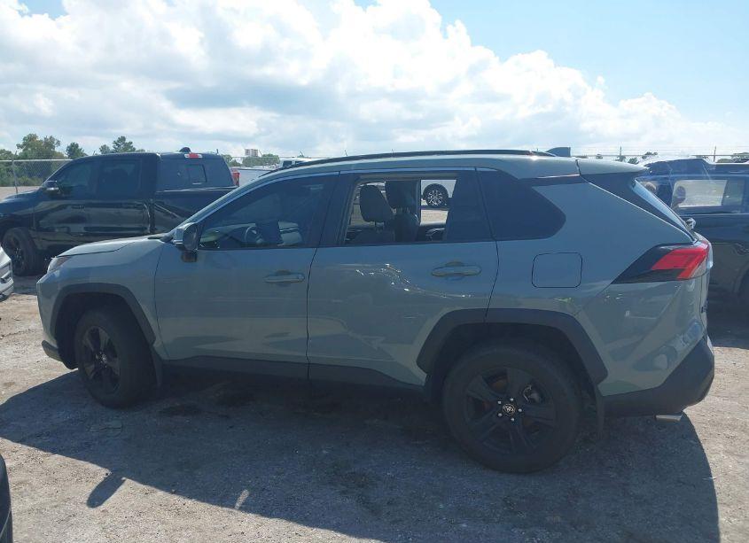 Photo 14 of 2022 Toyota Rav4 XLE (VIN 2T3W1RFVXNW191198)