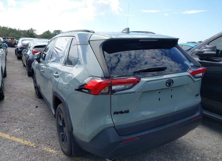 Photo 3 of 2022 Toyota Rav4 XLE (VIN 2T3W1RFVXNW191198)