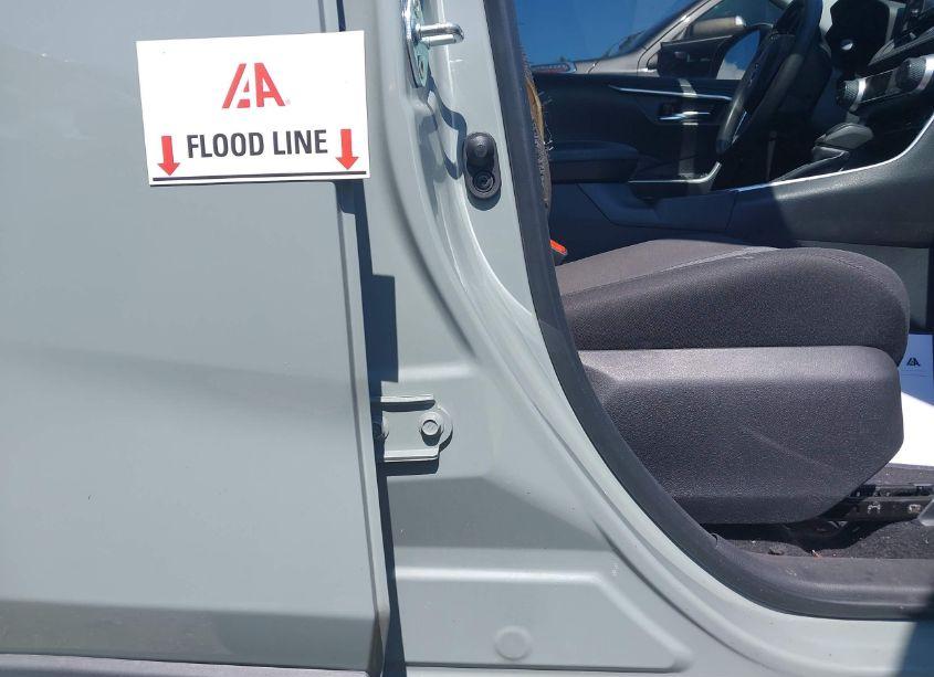 Photo 6 of 2022 Toyota Rav4 XLE (VIN 2T3W1RFVXNW191198)