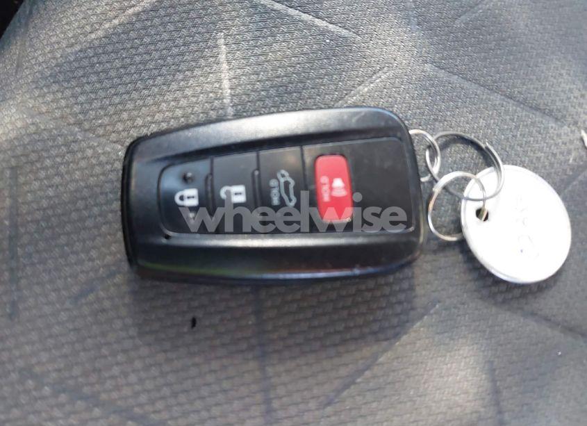 Photo 11 of 2022 Toyota Rav4 XLE (VIN 2T3W1RFVXNW202359)