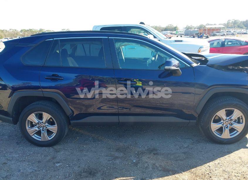 Photo 13 of 2022 Toyota Rav4 XLE (VIN 2T3W1RFVXNW202359)