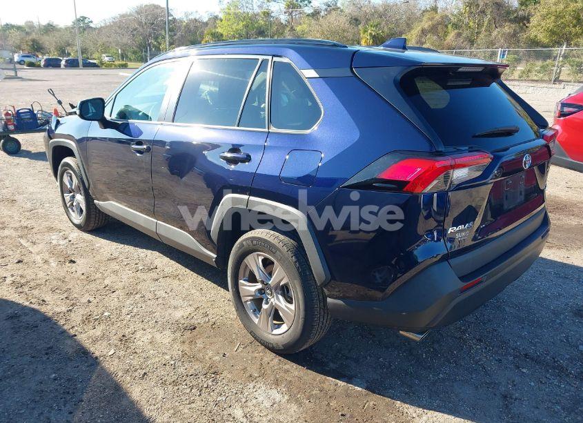 Photo 3 of 2022 Toyota Rav4 XLE (VIN 2T3W1RFVXNW202359)