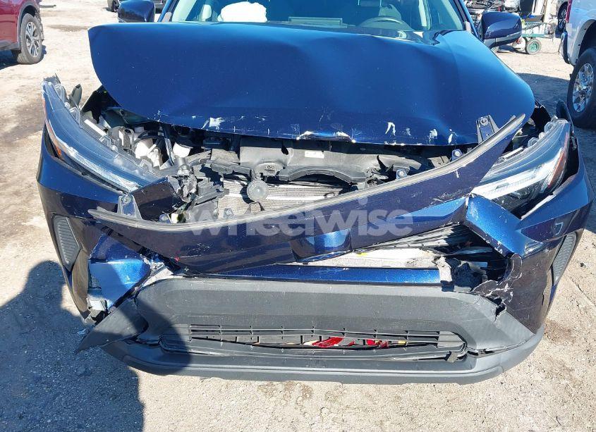 Photo 6 of 2022 Toyota Rav4 XLE (VIN 2T3W1RFVXNW202359)