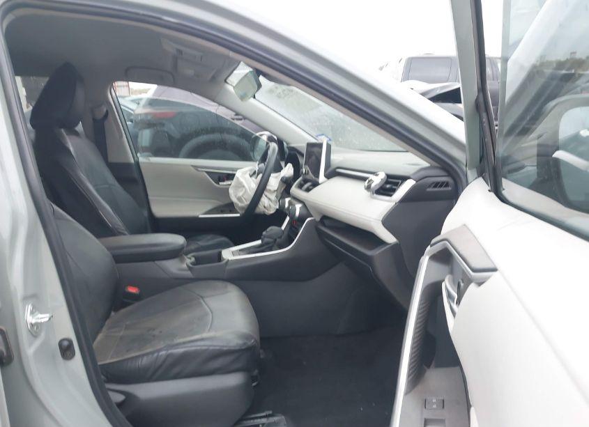 Photo 5 of 2023 Toyota Rav4 XLE (VIN 2T3W1RFVXPW248163)