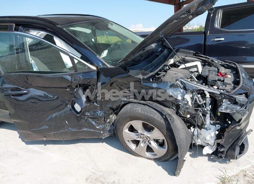 Photo 6 of 2023 Toyota Rav4 XLE (VIN 2T3W1RFVXPW249197)