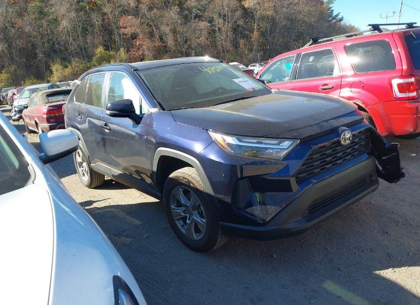 2023 Toyota Rav4 XLE (VIN 2T3W1RFVXPW281647) main photo