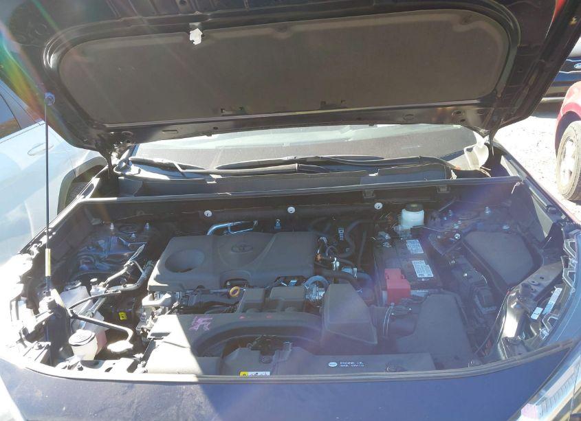 Photo 10 of 2023 Toyota Rav4 XLE (VIN 2T3W1RFVXPW281647)