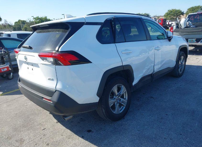 Photo 4 of 2023 Toyota Rav4 XLE (VIN 2T3W1RFVXPW285715)