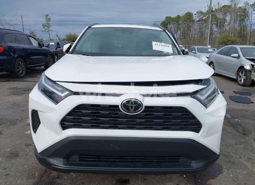 Photo 11 of 2024 Toyota Rav4 XLE (VIN 2T3W1RFVXRC258860)