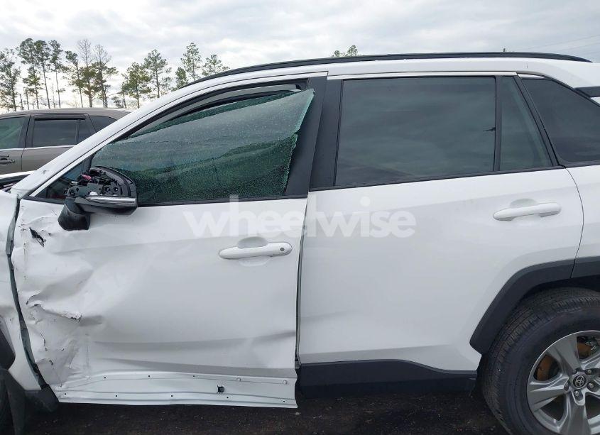 Photo 13 of 2024 Toyota Rav4 XLE (VIN 2T3W1RFVXRC258860)