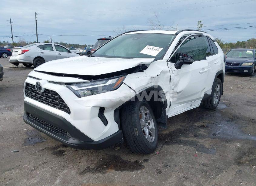 Photo 2 of 2024 Toyota Rav4 XLE (VIN 2T3W1RFVXRC258860)