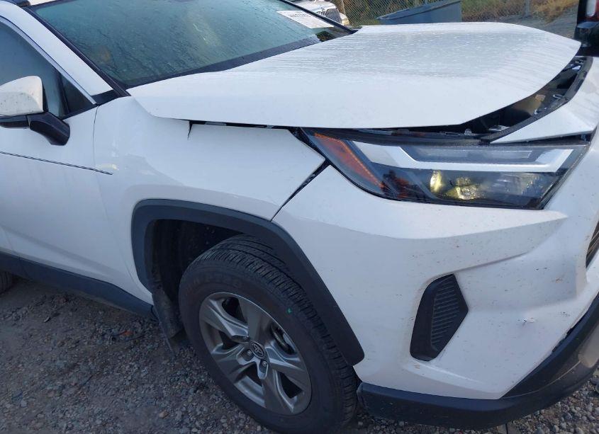 Photo 17 of 2024 Toyota Rav4 XLE (VIN 2T3W1RFVXRC266425)