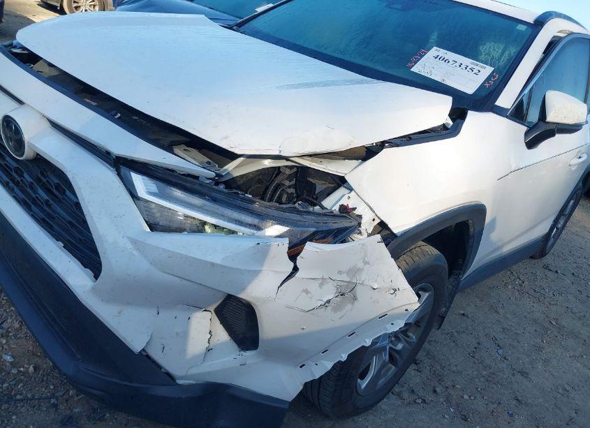 Photo 6 of 2024 Toyota Rav4 XLE (VIN 2T3W1RFVXRC266425)