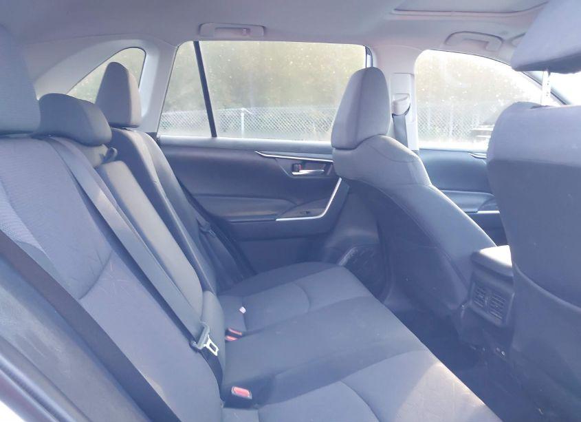 Photo 8 of 2024 Toyota Rav4 XLE (VIN 2T3W1RFVXRC266425)