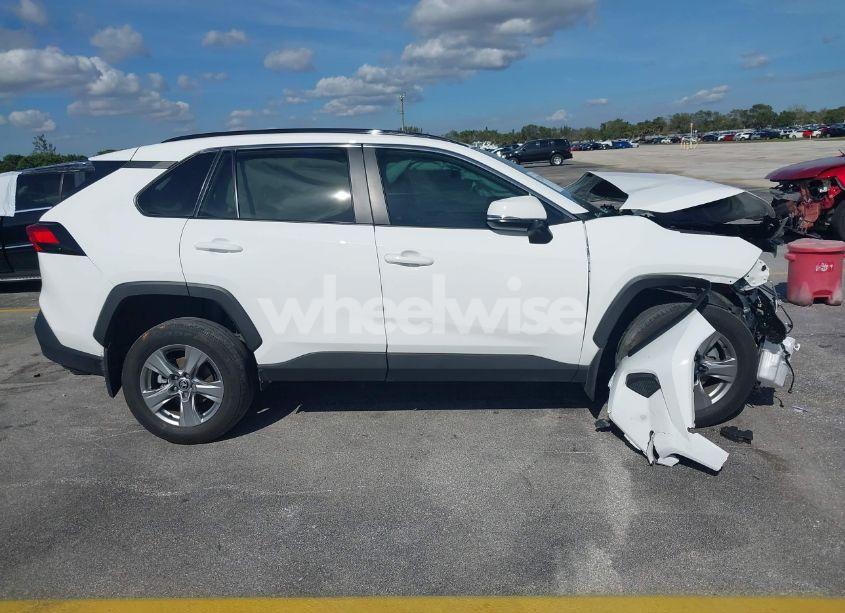 Photo 12 of 2024 Toyota Rav4 XLE (VIN 2T3W1RFVXRC267820)