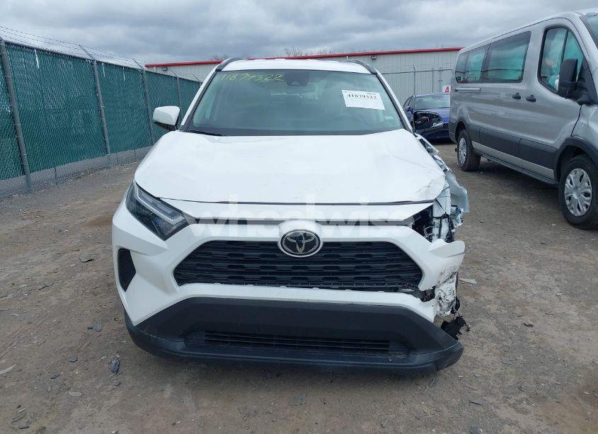 Photo 12 of 2024 Toyota Rav4 XLE (VIN 2T3W1RFVXRC286299)