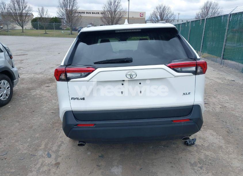 Photo 16 of 2024 Toyota Rav4 XLE (VIN 2T3W1RFVXRC286299)