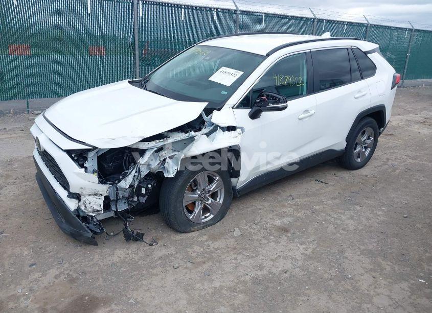 Photo 2 of 2024 Toyota Rav4 XLE (VIN 2T3W1RFVXRC286299)