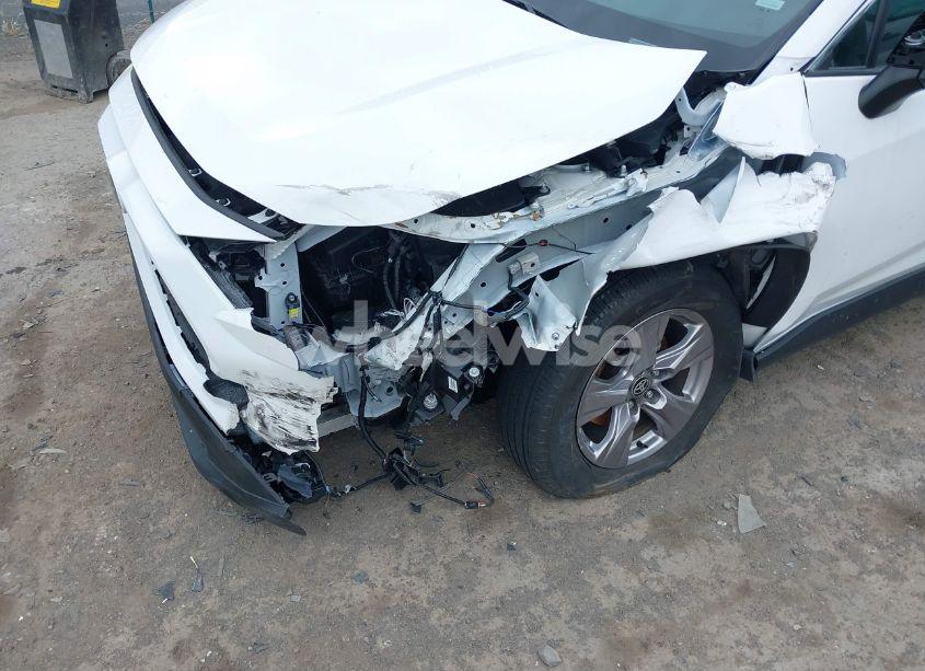 Photo 6 of 2024 Toyota Rav4 XLE (VIN 2T3W1RFVXRC286299)