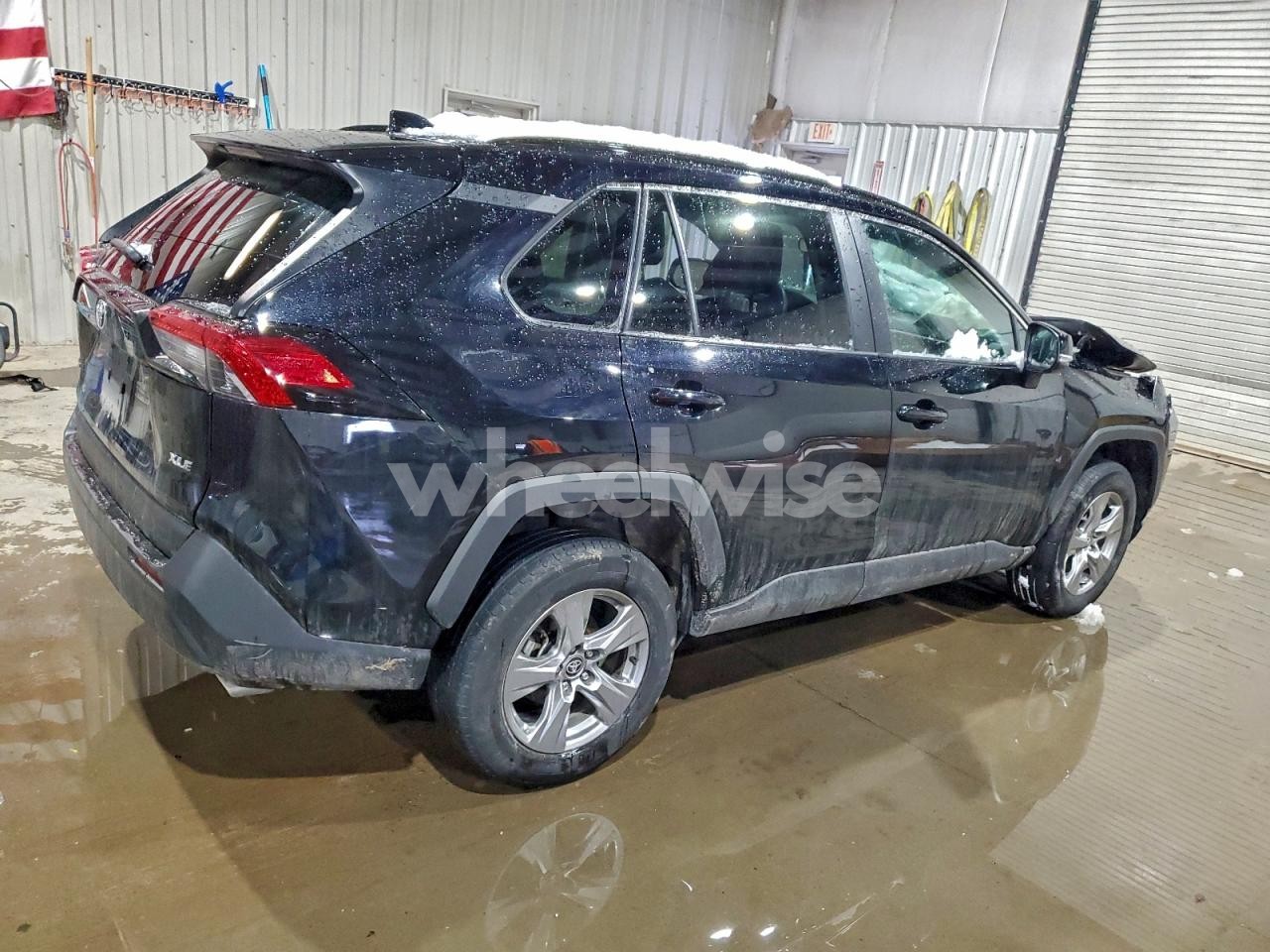 Photo 3 of 2024 TOYOTA RAV4 XLE (VIN 2T3W1RFVXRW324824)