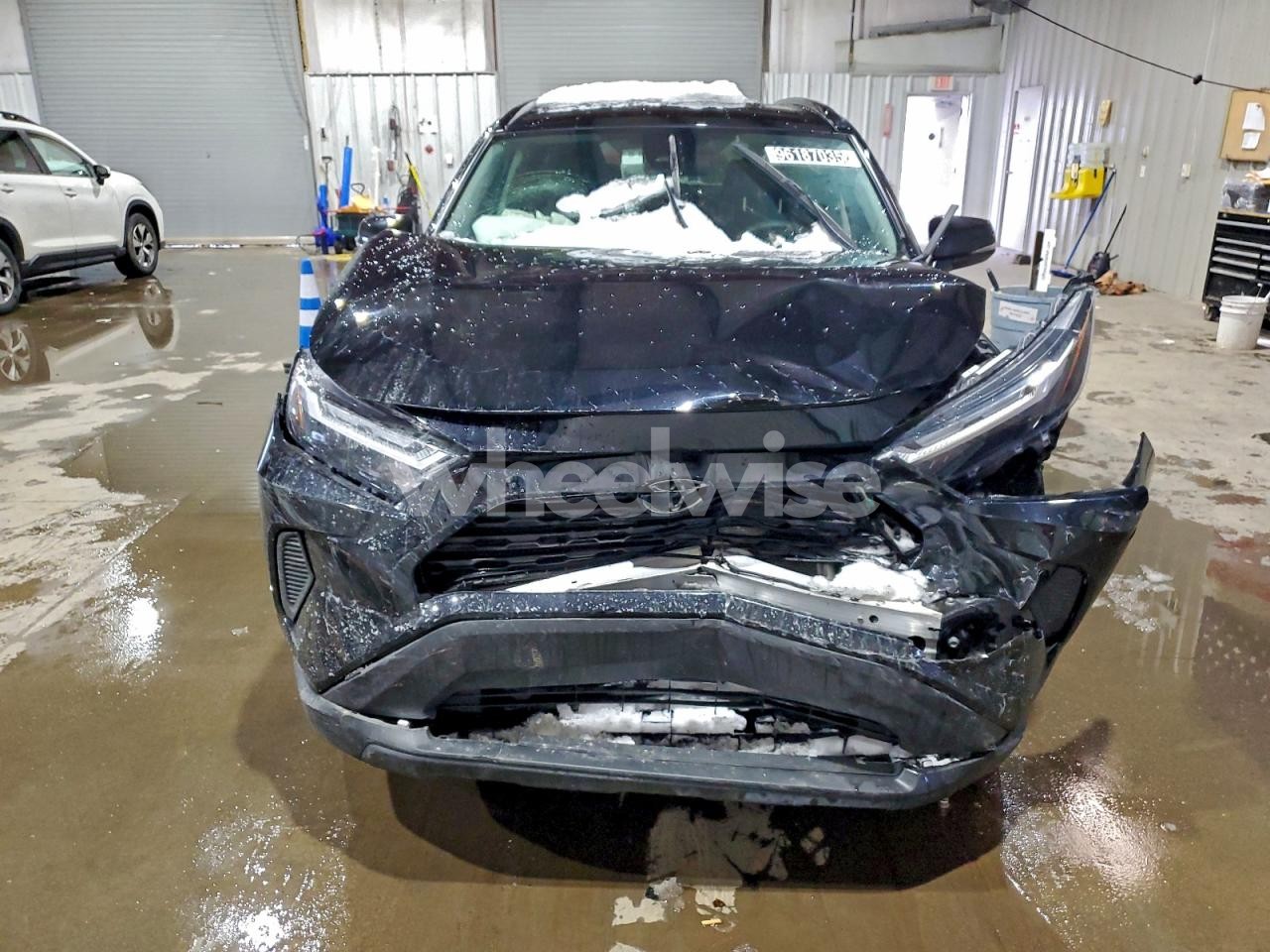 Photo 5 of 2024 TOYOTA RAV4 XLE (VIN 2T3W1RFVXRW324824)