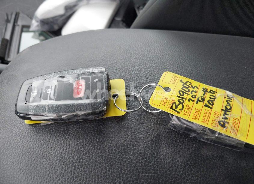 Photo 11 of 2025 Toyota Rav4 XLE (VIN 2T3W1RFVXSW369915)