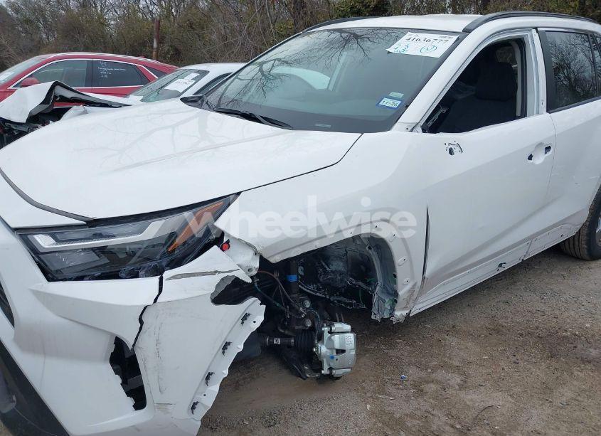 Photo 6 of 2025 Toyota Rav4 XLE (VIN 2T3W1RFVXSW369915)