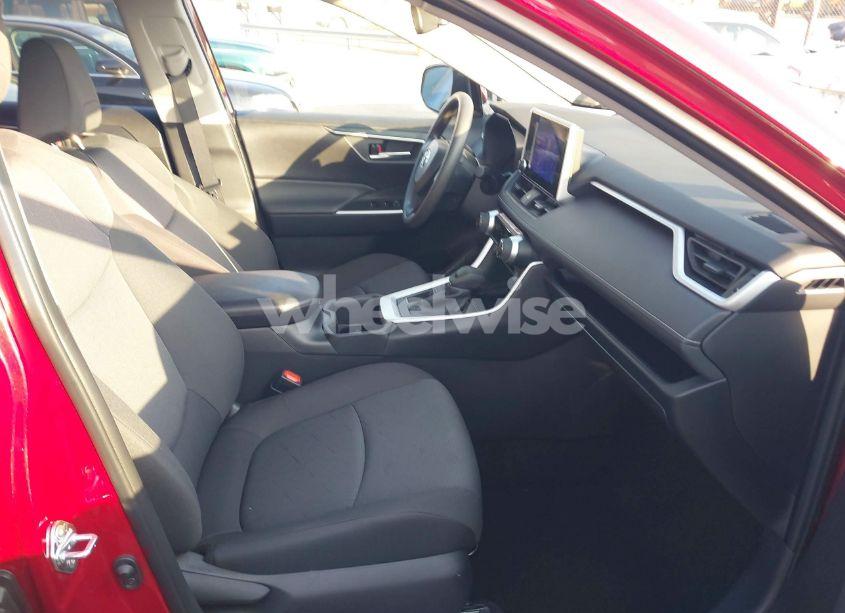 Photo 5 of 2025 Toyota Rav4 XLE (VIN 2T3W1RFVXSW374788)