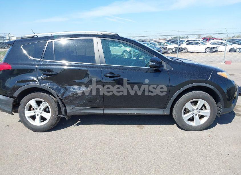 Photo 13 of 2013 Toyota Rav4 XLE (VIN 2T3WFREV0DW019201)