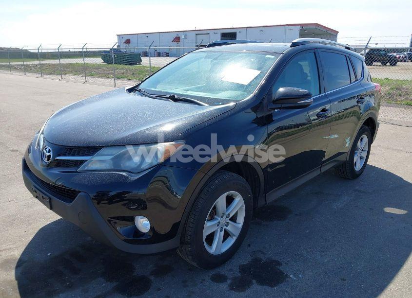 Photo 2 of 2013 Toyota Rav4 XLE (VIN 2T3WFREV0DW019201)