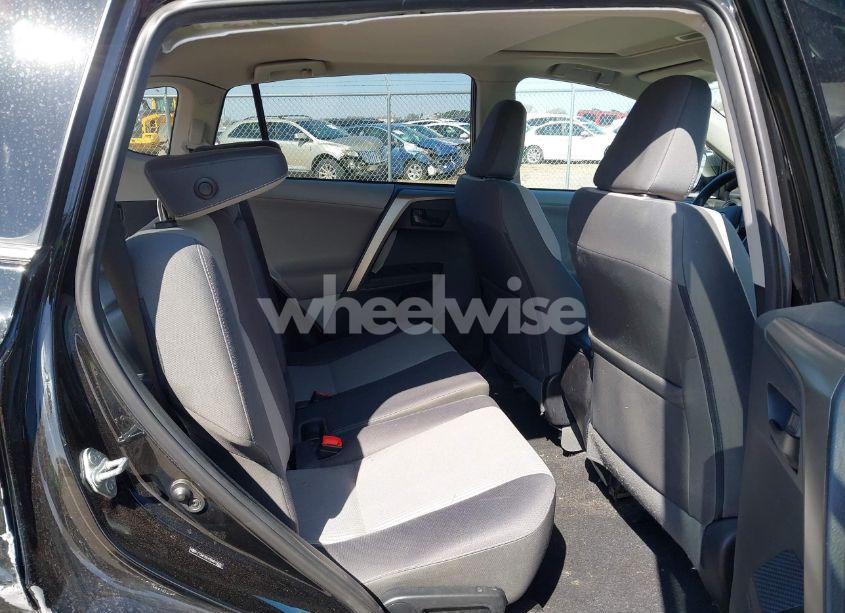 Photo 8 of 2013 Toyota Rav4 XLE (VIN 2T3WFREV0DW019201)