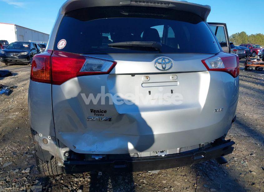 Photo 6 of 2013 Toyota Rav4 XLE (VIN 2T3WFREV0DW042381)