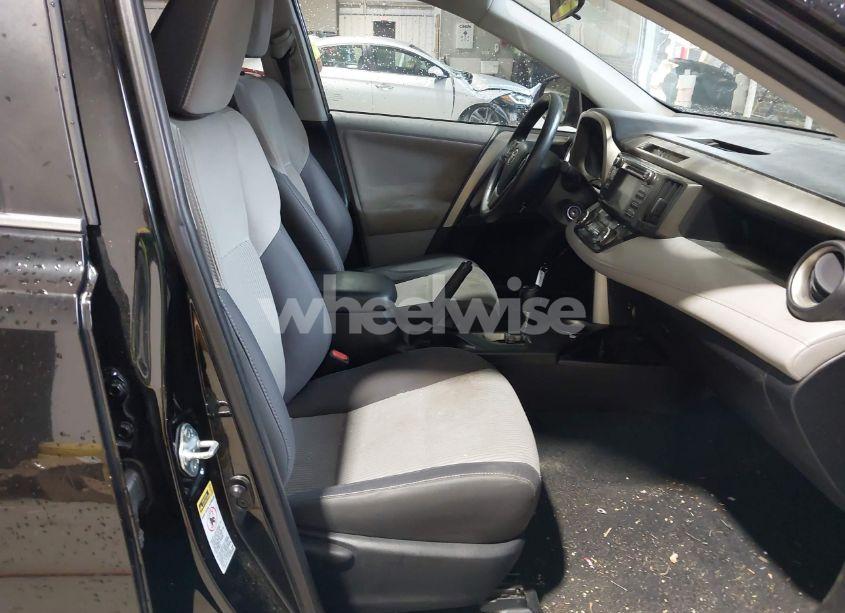 Photo 5 of 2013 Toyota Rav4 XLE (VIN 2T3WFREV0DW043014)