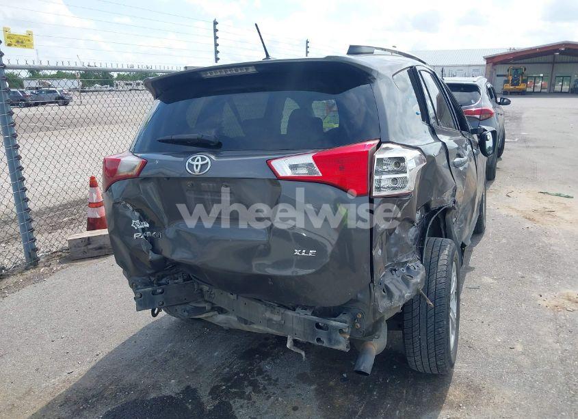 Photo 17 of 2013 Toyota Rav4 XLE (VIN 2T3WFREV0DW051372)