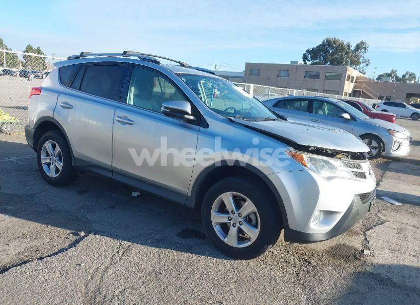 2014 Toyota Rav4 XLE (VIN 2T3WFREV0EW087189) main photo