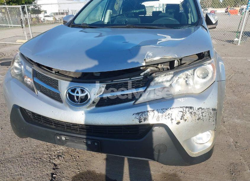 Photo 6 of 2014 Toyota Rav4 XLE (VIN 2T3WFREV0EW087189)