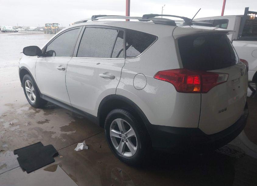 Photo 3 of 2014 Toyota Rav4 XLE (VIN 2T3WFREV0EW123205)