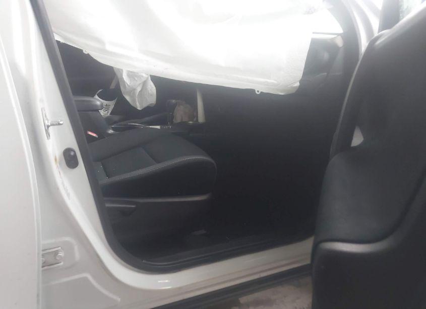 Photo 5 of 2014 Toyota Rav4 XLE (VIN 2T3WFREV0EW123205)