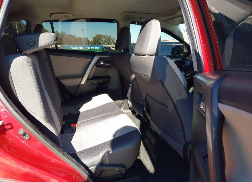 Photo 8 of 2015 Toyota Rav4 XLE (VIN 2T3WFREV0FW140345)