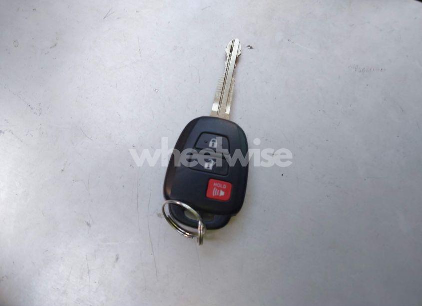 Photo 11 of 2015 Toyota Rav4 XLE (VIN 2T3WFREV0FW179453)