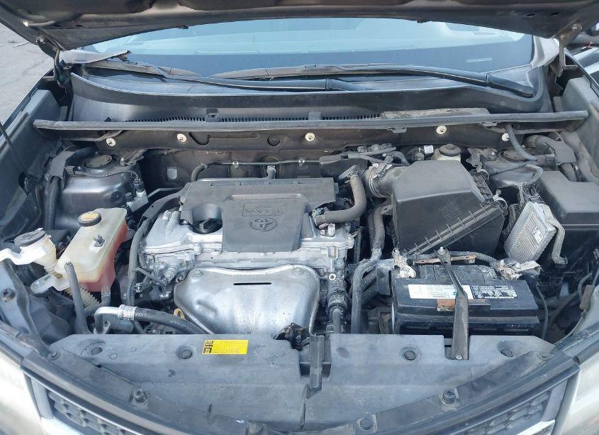 Photo 9 of 2015 Toyota Rav4 XLE (VIN 2T3WFREV0FW191702)