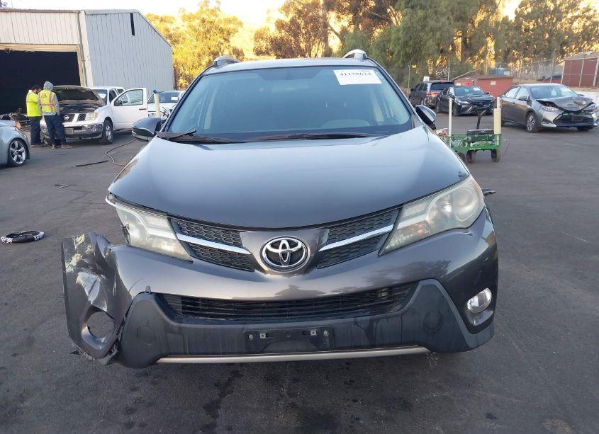 Photo 11 of 2015 Toyota Rav4 XLE (VIN 2T3WFREV0FW191702)
