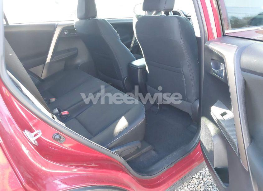 Photo 8 of 2015 Toyota Rav4 XLE (VIN 2T3WFREV0FW226304)