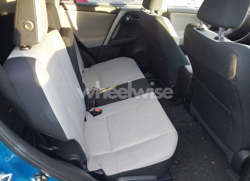 Photo 8 of 2016 Toyota Rav4 XLE (VIN 2T3WFREV0GW252533)