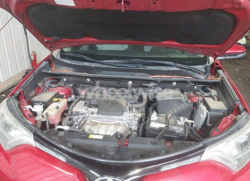 Photo 10 of 2016 Toyota Rav4 XLE (VIN 2T3WFREV0GW275097)