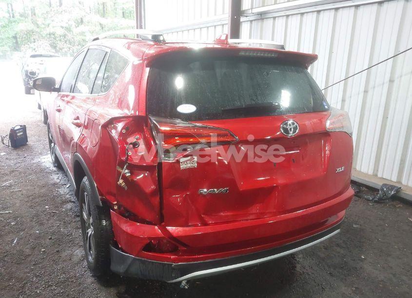 Photo 6 of 2016 Toyota Rav4 XLE (VIN 2T3WFREV0GW275097)