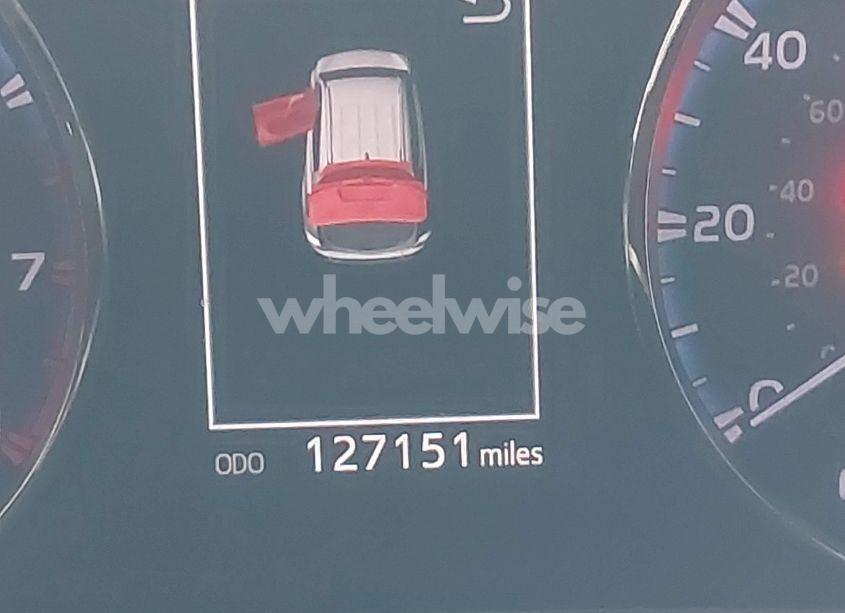 Photo 7 of 2016 Toyota Rav4 XLE (VIN 2T3WFREV0GW275097)